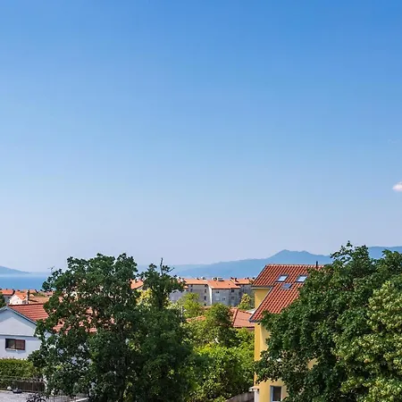 Kvarner Bay - 2 & 4 Apartmán *