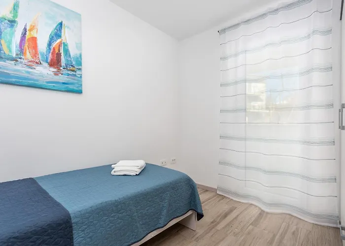 Kvarner Bay - 2 & 4 * Rijeka